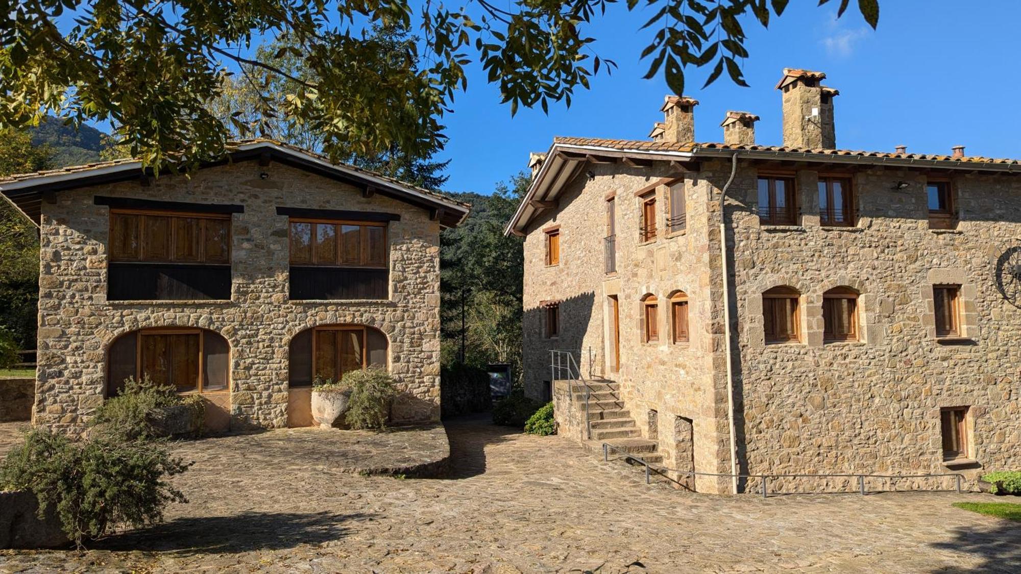 Apartamento Mas El Carrer Santa Pau Exterior foto